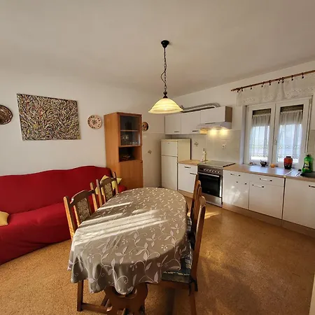 Apartment Apartma Ob Meji