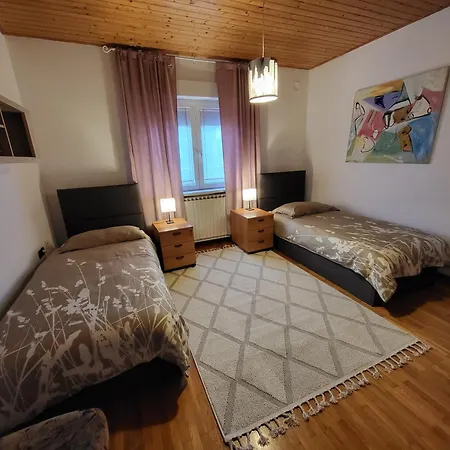 Apartman Apartma Ob Meji *