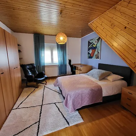 Apartment Apartma Ob Meji