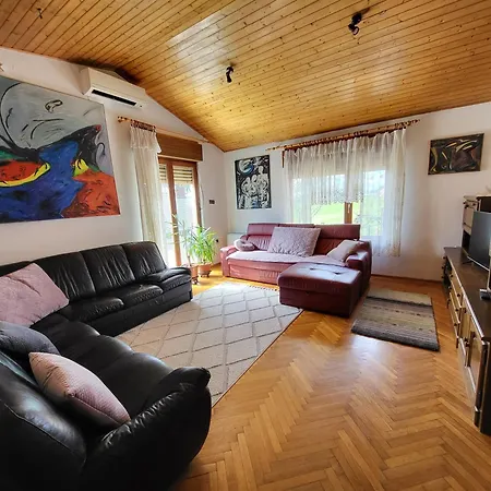 Apartma Ob Meji