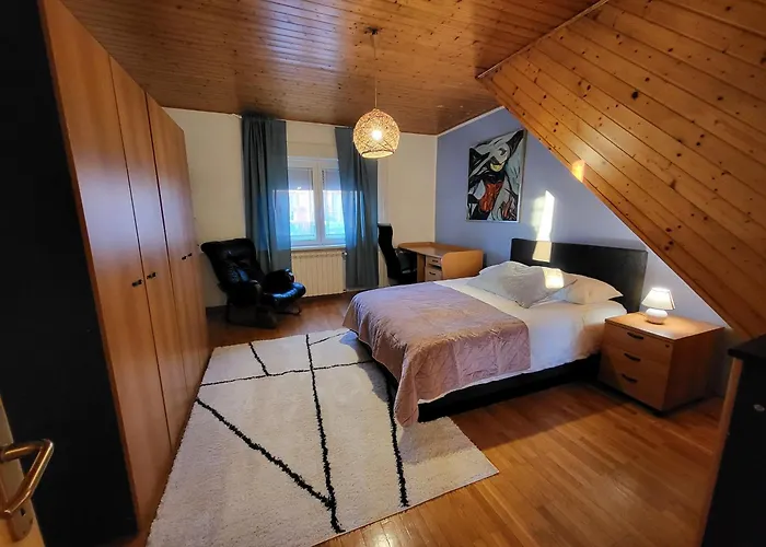 Apartma Ob Meji * Sempeter pri Gorici